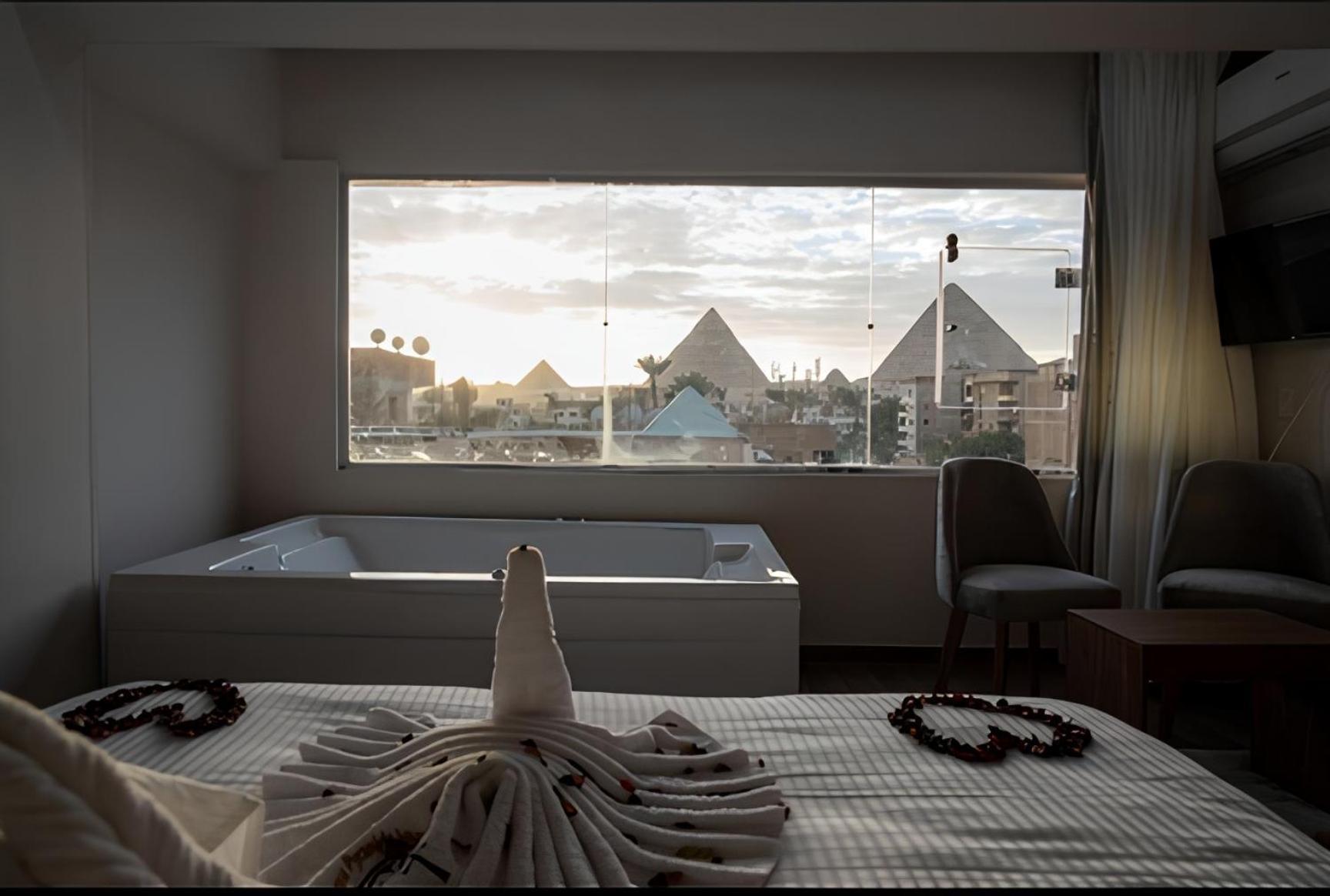 Middle East Pyramids Hotel Kafrat al Jabal ภายนอก รูปภาพ